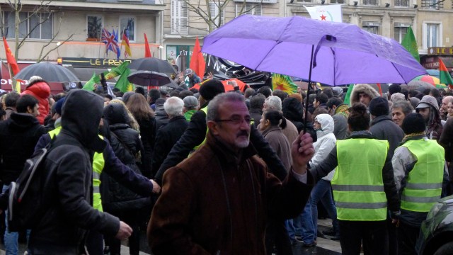 Manif à Paris 10e, 11 janvier 2013 © Helen Doyle