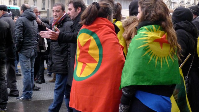 Manif à Paris 10e, 11 janvier 2013 © Helen Doyle