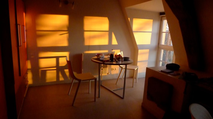 Paris au petit matin © Helen Doyle 2013