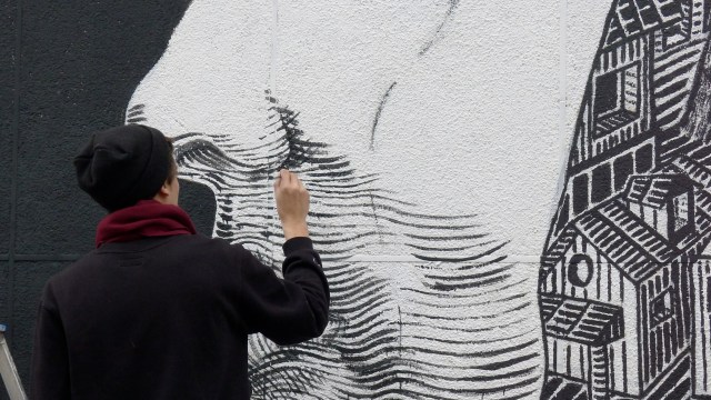 Dourone rue des Récollets 2 © Helen Doyle 2014 P1070465