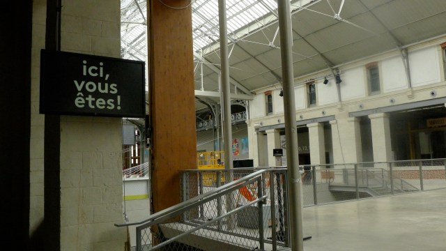 Ici, vous êtes © Helen Doyle 2014 P1080147