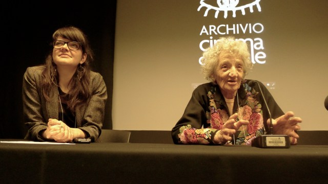 Julie et Cecilia © Helen Doyle 2014 P1080241